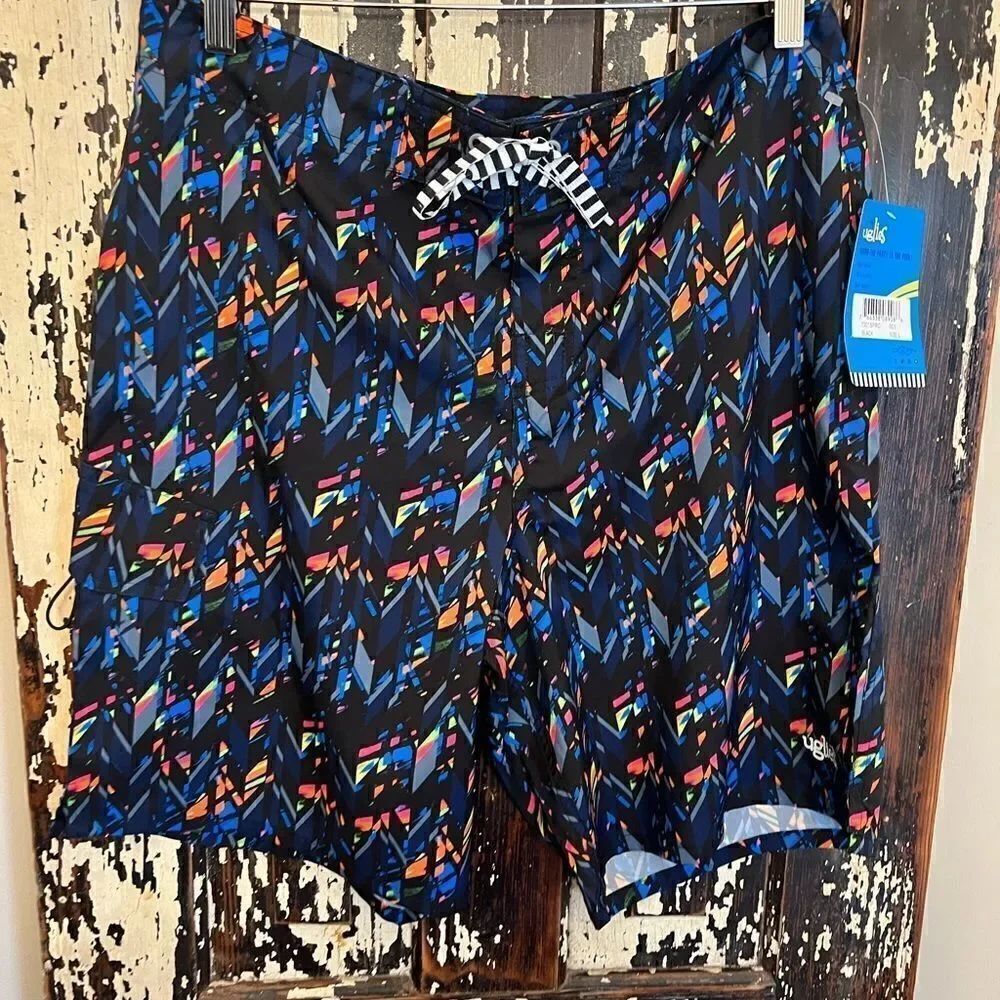NWT Dolfin uglies men board shorts. Size Large.